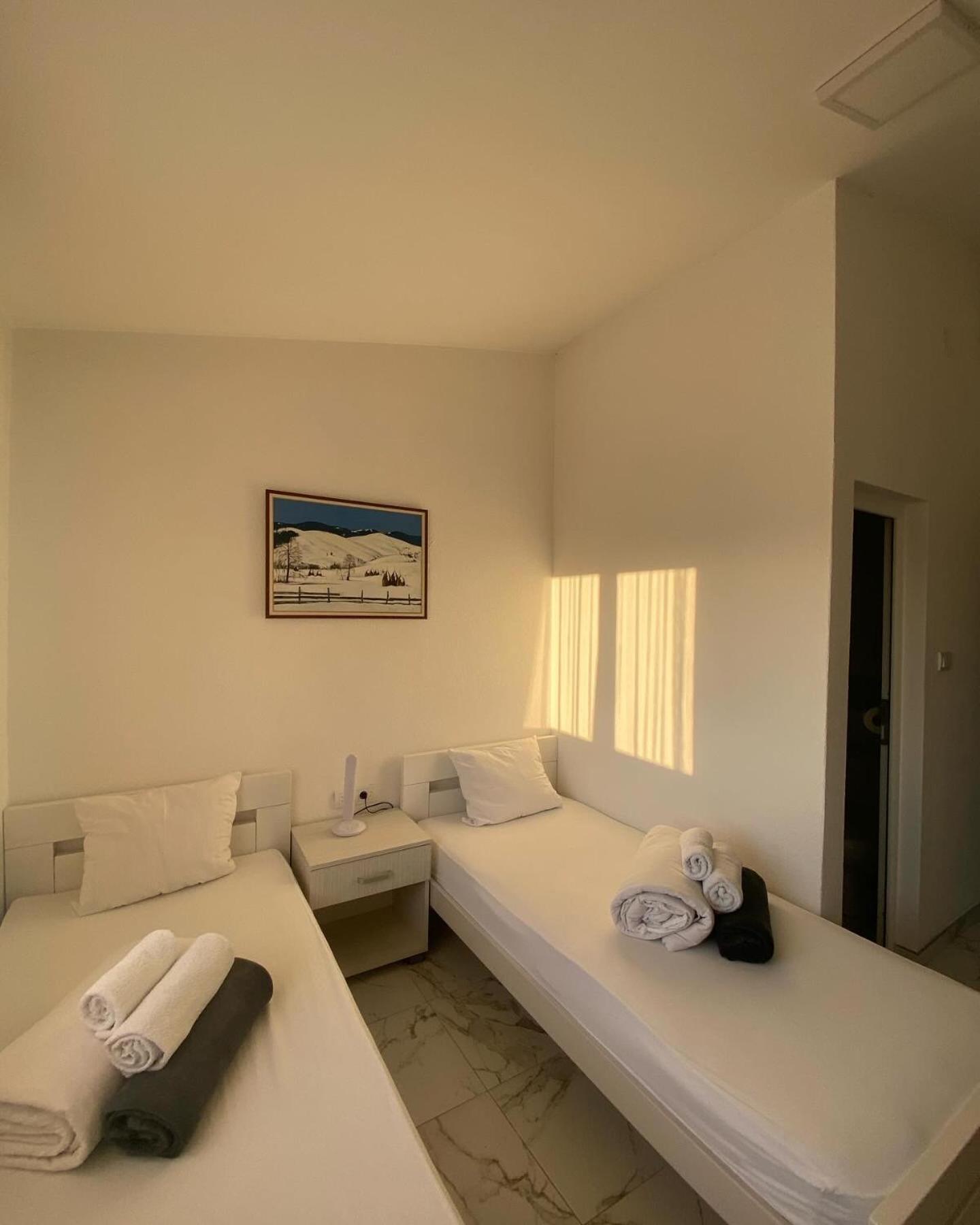 Vila Safir Loznica Luaran gambar